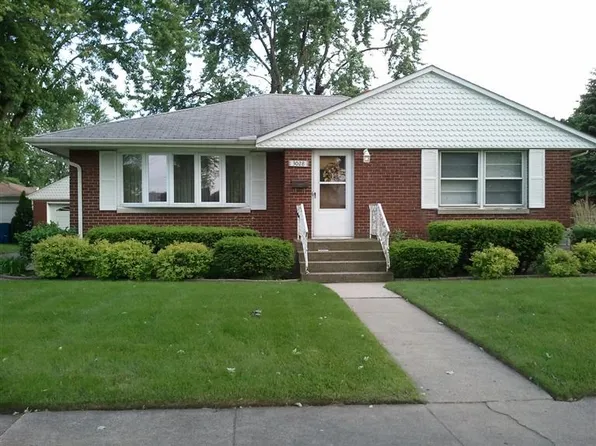 3028 Franklin Ave, Highland, IN 46322