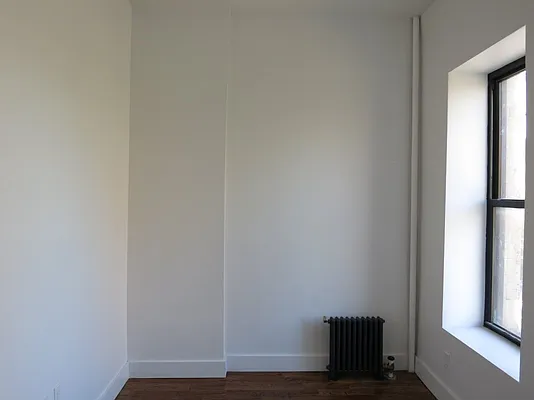 Rented by Bohemia Realty Group | media 23