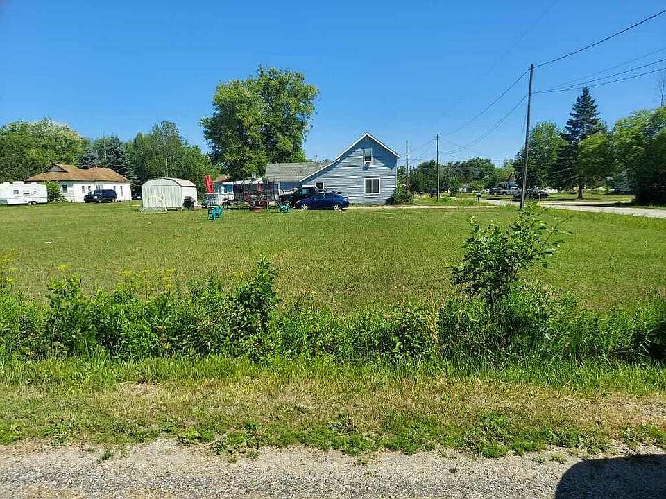 Stanley St, Cheboygan, MI 49721 Zillow