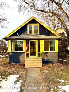 701 E Cavanaugh Rd, Lansing, MI, 48910