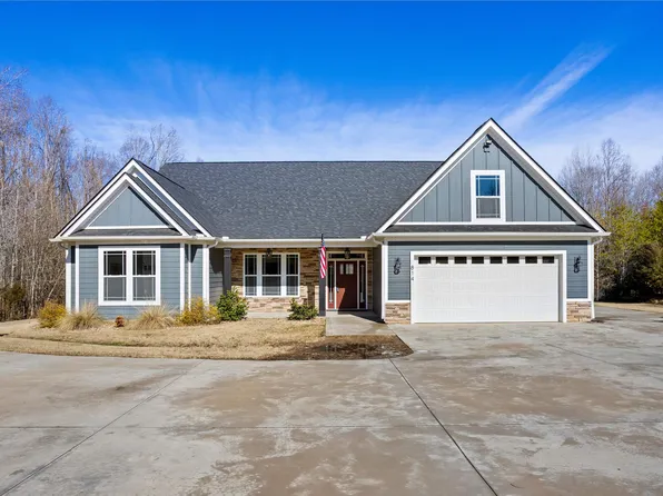 814 Campobello Gramling School Rd, Campobello, SC 29322