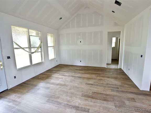 4th image of 25130 S 519th Rd