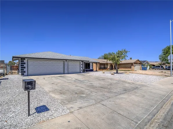 2479 N Walnut Rd, Sunrise Manor, NV 89115