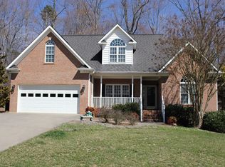 2687 Glen Forest Dr, Winston Salem, NC 27103