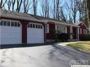 44 Sand Spring Dr, Eatontown, NJ 07724