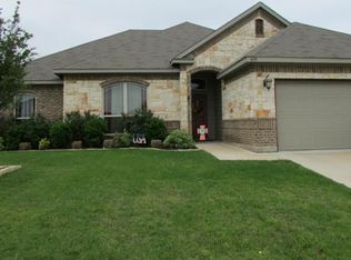 608 Jeffdale Dr, Burleson, TX 76028