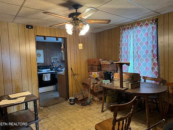 3rd image of 1301 New York Ave