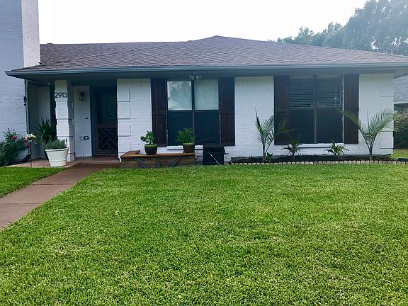 3rd image of 2913 Guinevere Dr