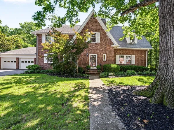 207 Paul Sawyier Dr, Frankfort, KY 40601