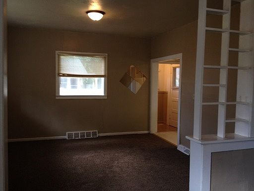 3rd image of 507 Griggs St SE