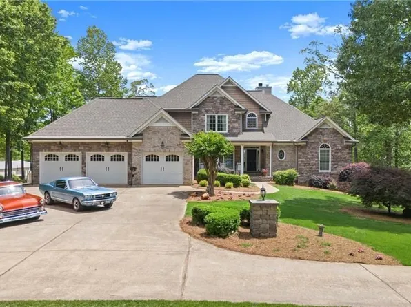 922 Florence Rd, Douglasville, GA 30134