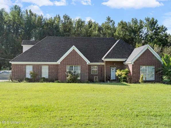 170 Dry Field Rd, Byhalia, MS 38611