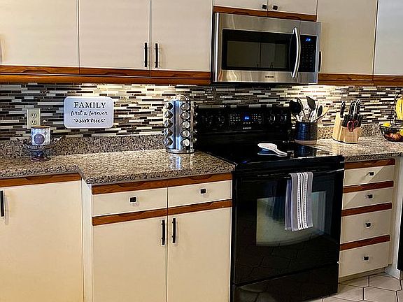 5th image of 2642 Haas Ln