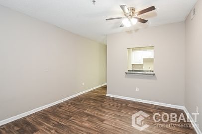 5th image of 987 Collier Rd NW #F