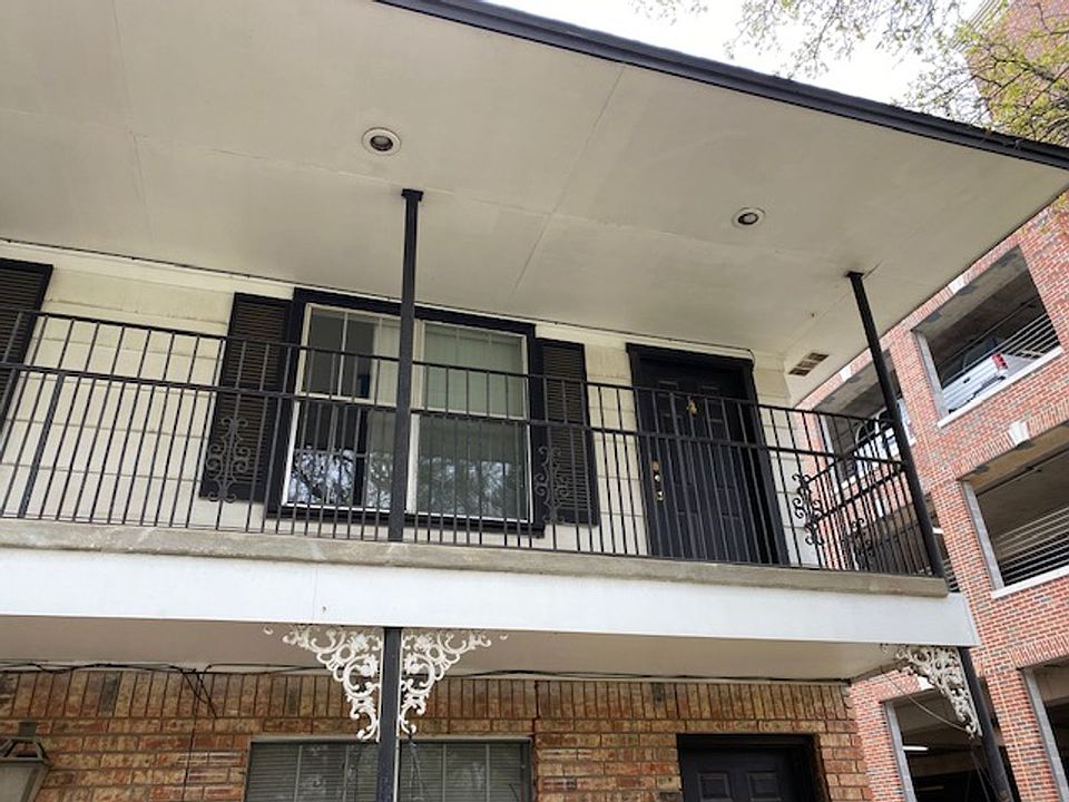 1st image of 1214 N Austin St #4