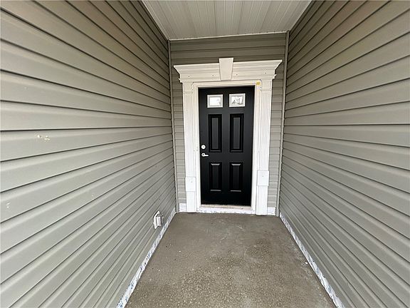 2nd image of 203 Lola Ct