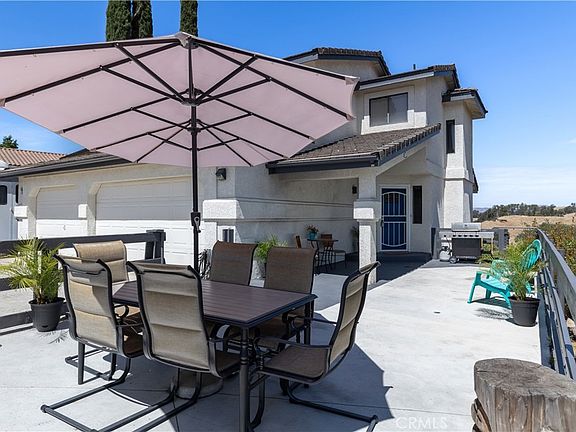 3rd image of 5065 Meadow Lark Ln
