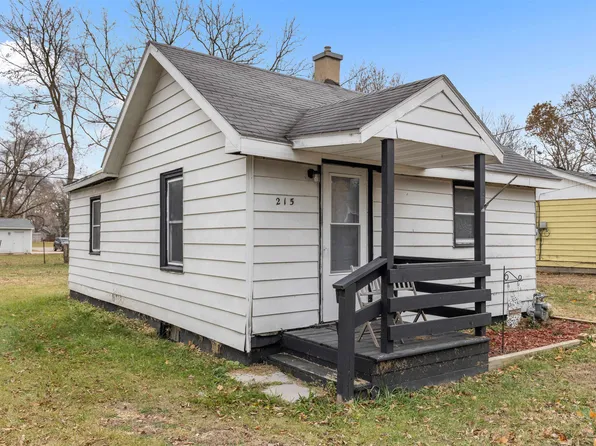 215 S Moore St, South Beloit, IL 61080