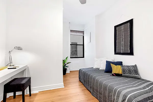 Sold by Douglas Elliman | media 8