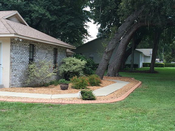 2nd image of 5758 NE 6th Ct