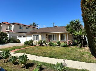 5015 Doman Ave, Tarzana, CA 91356