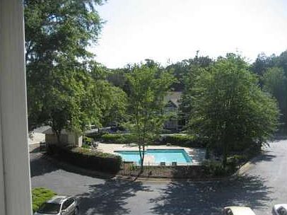 3rd image of 308 Berkeley Woods Dr