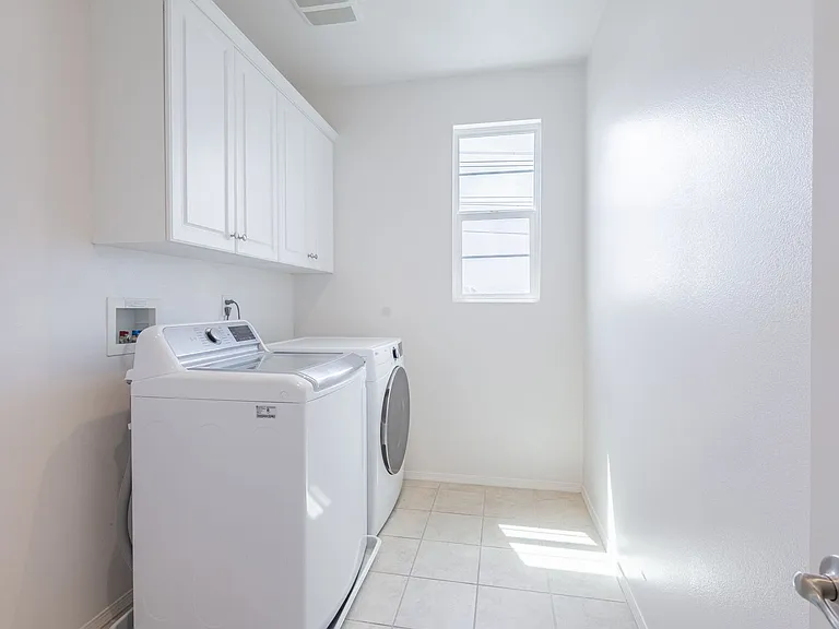 16220 Retreat Ct — Photo 44