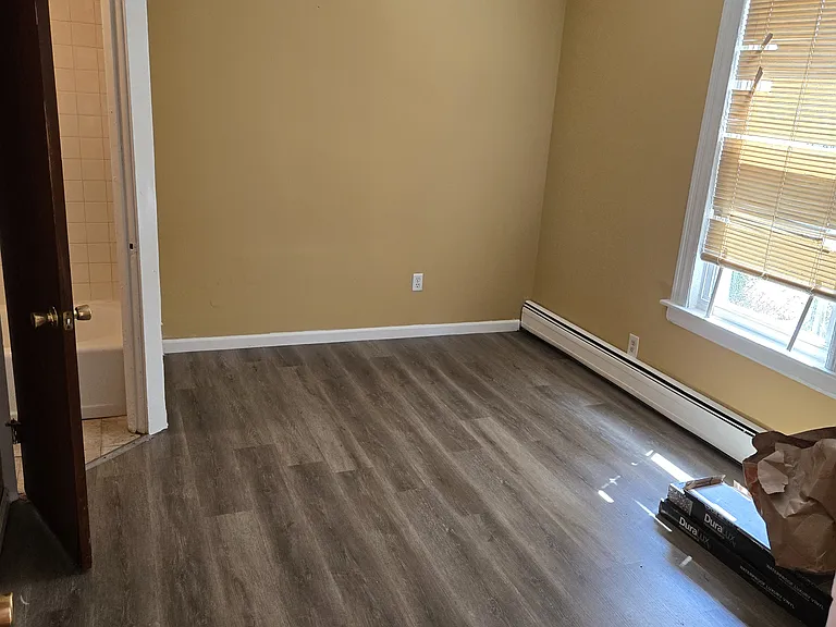 216 Broad St #1E — Photo 6
