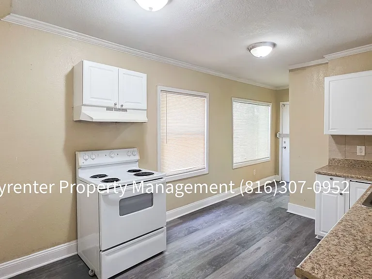 3419 College Ave — Photo 6