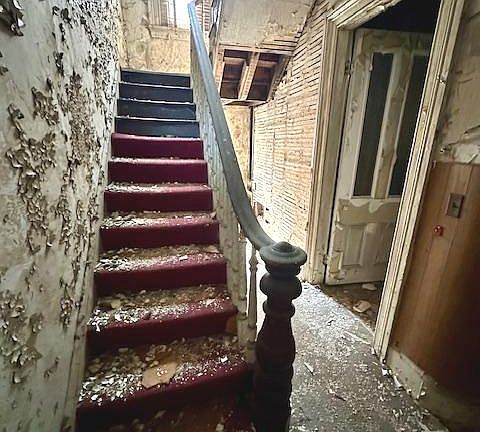 4th image of 521 N Schroeder St