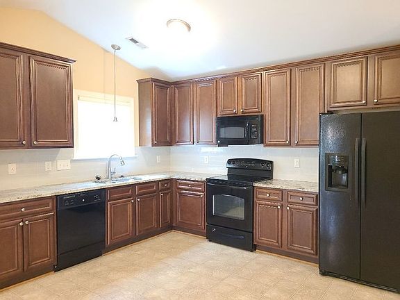 2nd image of 405 Timber Meadow Lake Dr