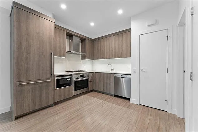 2060 Curling Rd #111 — Photo 15