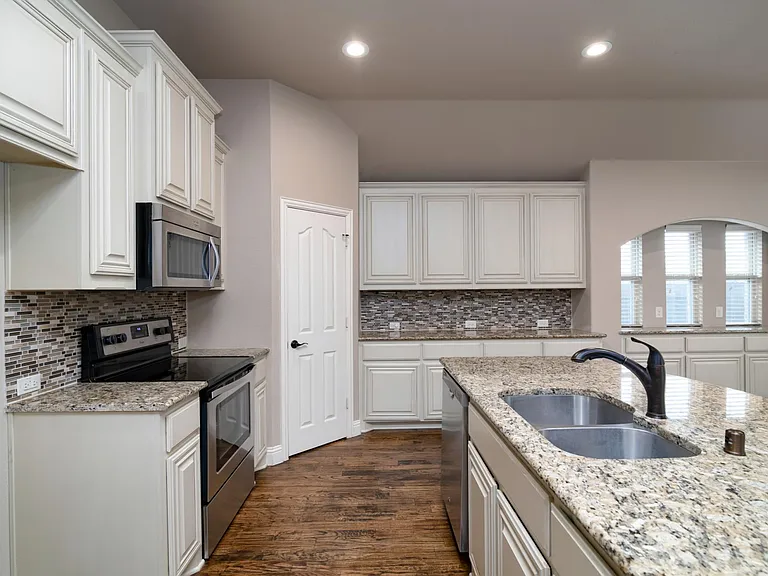 3417 Tempest Ln — Photo 11