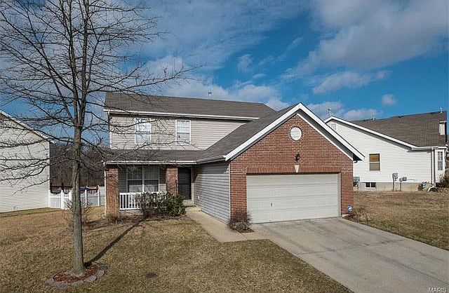 1st image of 4623 Robbins Grove Dr