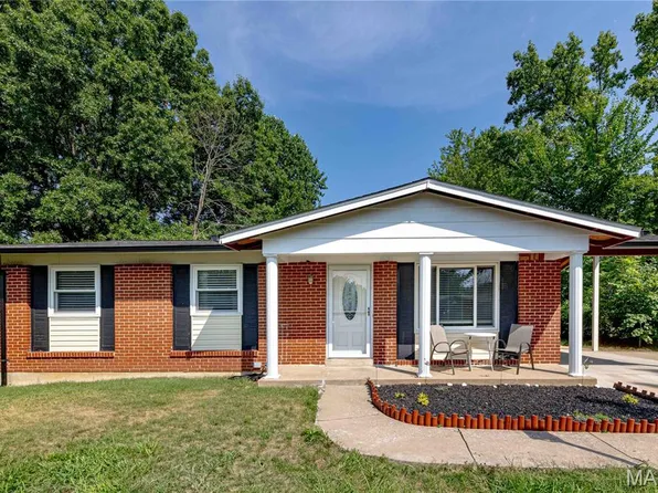 814 Laredo Ave, Saint Louis, MO 63138