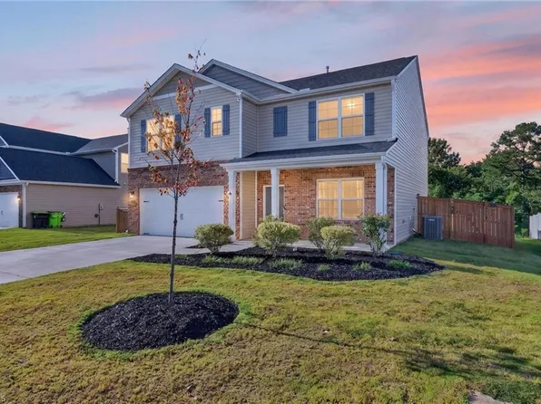 1033 Broadlands Way, Graham, NC 27253
