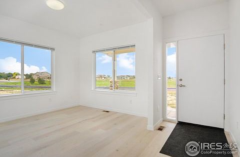 4th image of 12749 Strawberry Cir