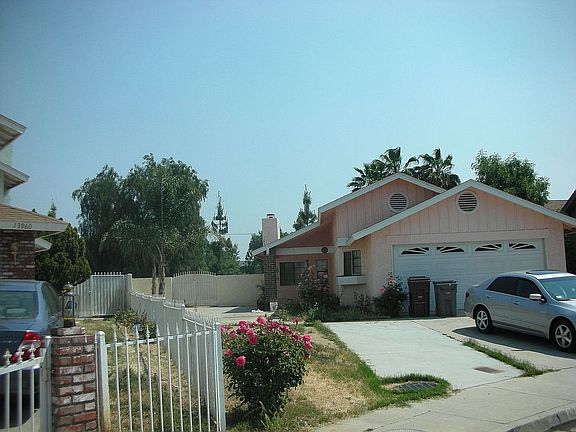 2nd image of 13970 Elmwood Ct