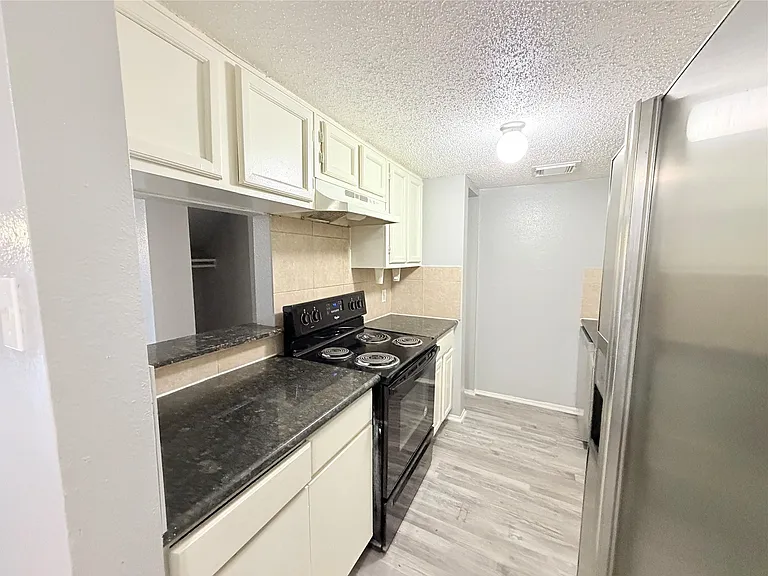 9461 Pagewood Ln #9461 — Photo 9