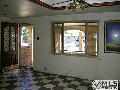 3rd image of 4121 Snowflake Ct