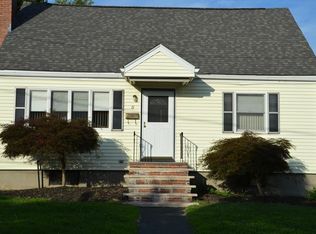 5 Raymond Cir, Peabody, MA 01960