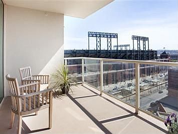 2nd image of 88 King St Unit 1106