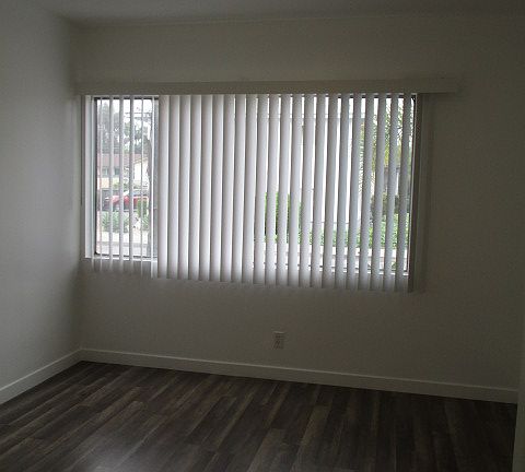 2nd image of 3344 Richland Dr #1