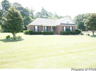 1229 Colts Pride Dr, Fayetteville, NC 28312
