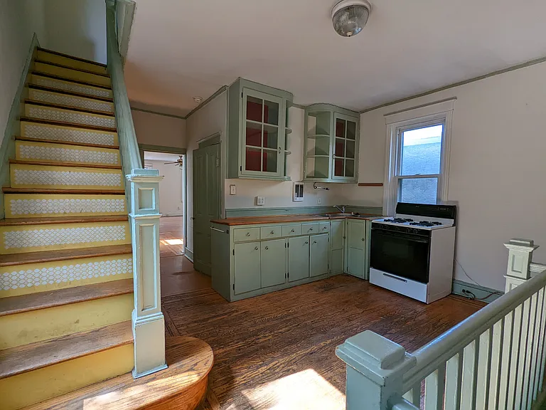 2501-meredith-st-2-26
