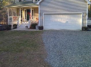 420 Lake Caroline Dr, Ruther Glen, VA 22546