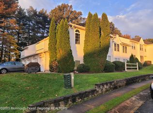 227 Club Dr, Wall Township, NJ 07719