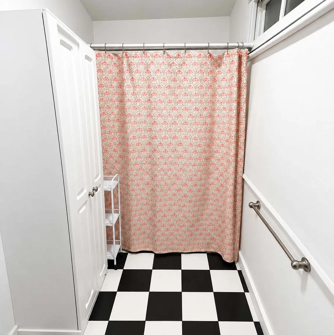 Studio, $1,200 — Photo 4