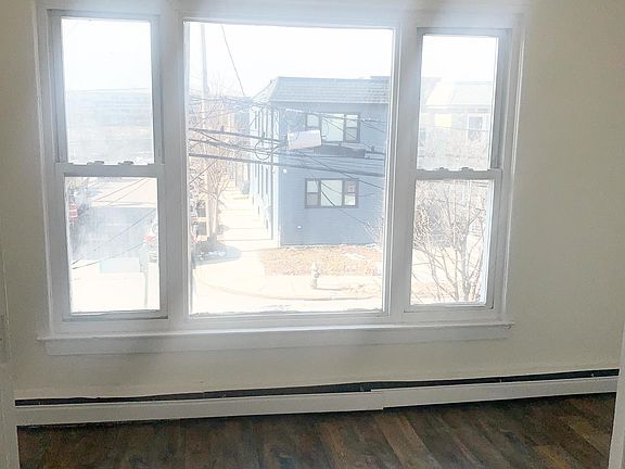 3rd image of 8730 132nd St #2