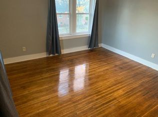 541 S Douglas Ave, Springfield, IL 62704